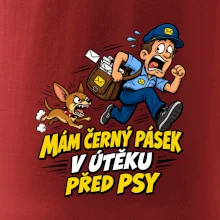 Černý pásek v útěku před psy
