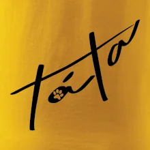 Kočičí táta se jmény na rukávu