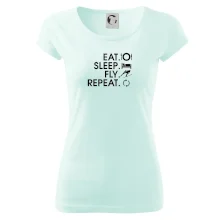 Eat sleep fly repeat - skoky na lyžích