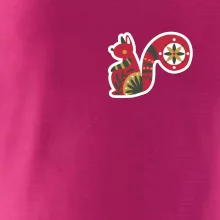 Folklor na prsu veverka