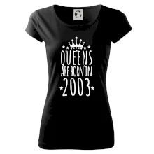 Queens are born in 2003 Queens are born in 2003
