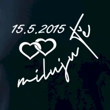 Mikina miluju tě s datumem na rukávu