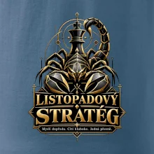 Listopadový stratég se štírem a šachovým králem