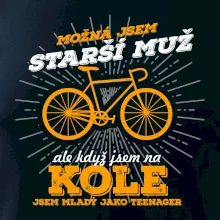 Starší muž - cyklista silniční kolo