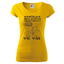 Manželka nejlepšího traktoristy ve vsi