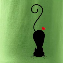 Zamilovaná kočka ležící