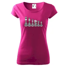 Šachové figurky v řadě - kreslené