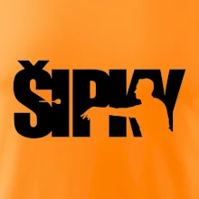 Šipky - nápis se šipkařem