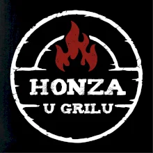 Vlastní jméno u grilu v kruhu Vlastní jméno u grilu v kruhu