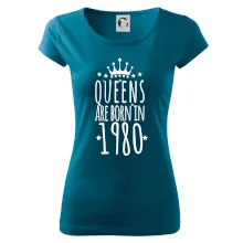 Queens are born in 1980