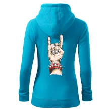 Rocková ruka s náramkem