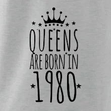 Queens are born in 1980