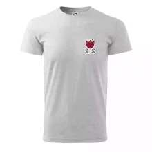 Folklor na prsu květina čtyřlistá