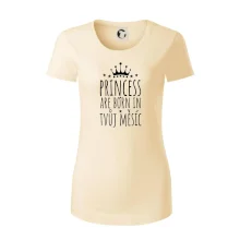 Princesses are born in (vlastní nápis měsíc narození)