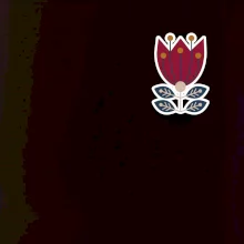 Folklor na prsu květina čtyřlistá