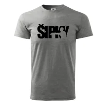 Šipky - nápis se šipkařem