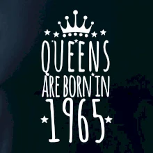 Queens are born in 1965