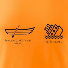 Řemeslnici postavili archu, fušeři Titanic