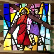 Vitráž - Ježíš a kříž