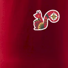 Folklor na prsu veverka