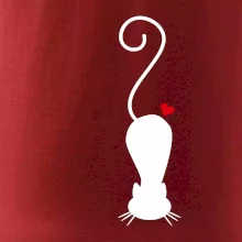 Zamilovaná kočka ležící