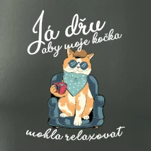 Já dřu, aby moje kočka mohla relaxovat
