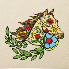 Kůň barevný s listy