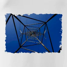 Stožár vysokého napětí zespodu