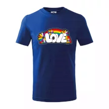 Love s duhou v pozadí