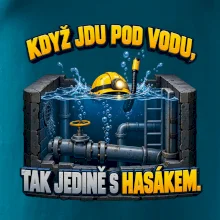 Instalatér pod vodou s hasákem