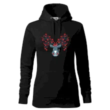 Folklor - jelen s červenými plody