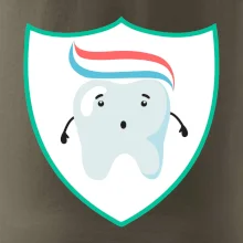 Zoubek na prsu - zubní pasta