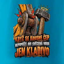 Zaseknutý čep bagru vyřeší kladivo