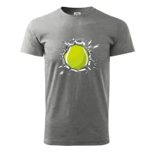 Tenisový míč v triku