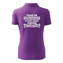 Pracuji dokonale krok zpět