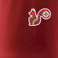 Folklor na prsu veverka