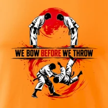 We bow before we throw judo