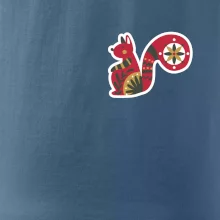 Folklor na prsu veverka