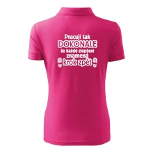 Pracuji dokonale krok zpět