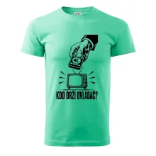 Kdo drží ovladač?