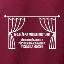 Žena miluje kulturu