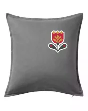 Folklor na prsu tulipán