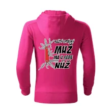 Každý správný muž, má u sebe nůž