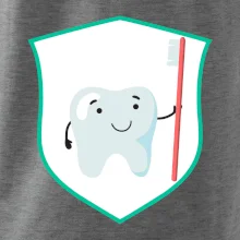 Zoubek na prsu - zubní kartáček