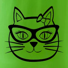 Kočičí holka s brýlemi