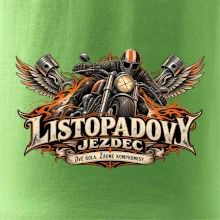 Listopadový motorkář se strojem a ohnivými křídly