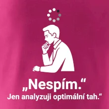 Nespím. Jen analyzuji optimální tah.