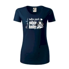 Černobílá holka, která miluje knihy - Vaše jméno