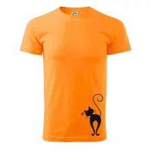 Zamilovaná kočka zezadu