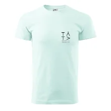 Táta v geometrickém fontu se jmény